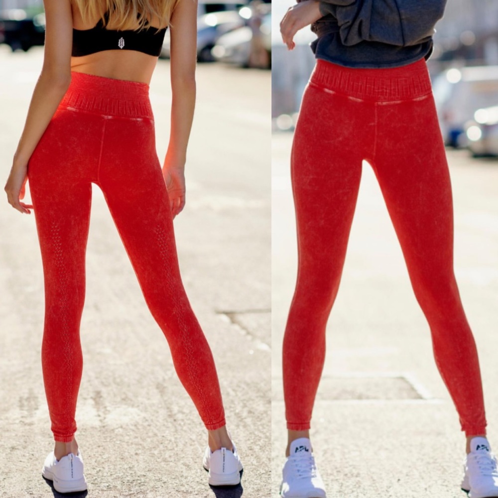 Free people Ultra High-Rise 7/8 Happiness Runs Leggings - Picture 1 of 6